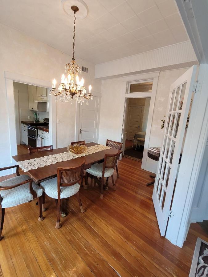Holland House - Historic And Sophisticated Villa Alpine Eksteriør bilde